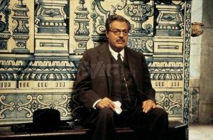 sostiene_pereira_marcello_mastroianni_roberto_faenza_002_jpg_kzzm