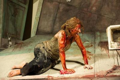 02.Elisabetta-Pozzi-nelle-prove-di-Elektra-di-Carmelo-Rifici-foto-Marco-Secchi1-1170x778