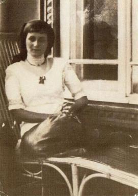 Anna Akhmatova en 1913
