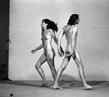 abramovic-relation-in-space